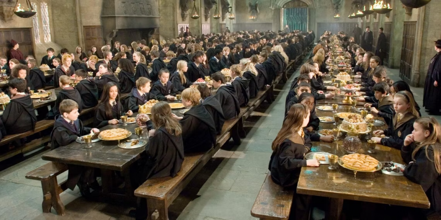 Гарри Поттер: Как Хогвартс получил свое название?