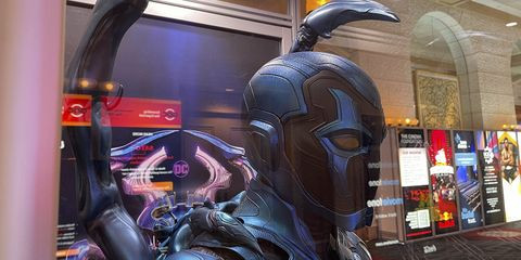 "Синий жук": Вот первый детальный взгляд на костюм Джейми Рейеса на CinemaCon